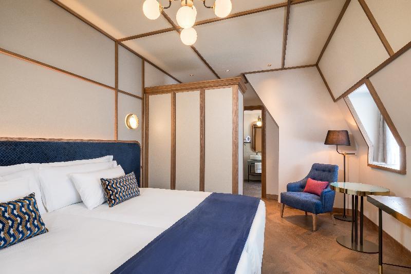 Canfranc Estacion Royal Hideaway Hotel ภายนอก รูปภาพ