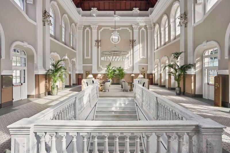 Canfranc Estacion Royal Hideaway Hotel ภายนอก รูปภาพ