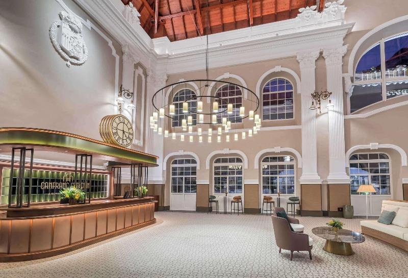 Canfranc Estacion Royal Hideaway Hotel ภายนอก รูปภาพ