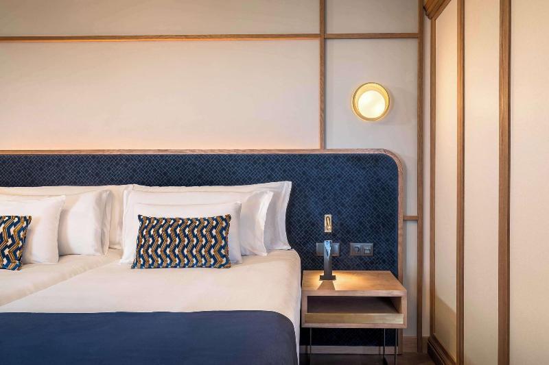 Canfranc Estacion Royal Hideaway Hotel ภายนอก รูปภาพ