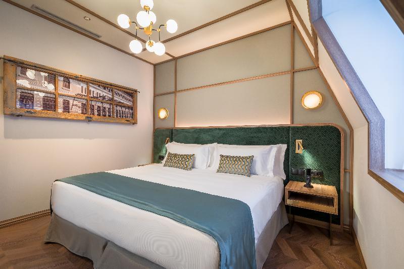 Canfranc Estacion Royal Hideaway Hotel ภายนอก รูปภาพ